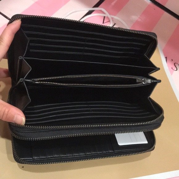 🔥Sales🔥💖 Coach Men Travel Wallet 💖Gift Idea - Picture 5 of 7